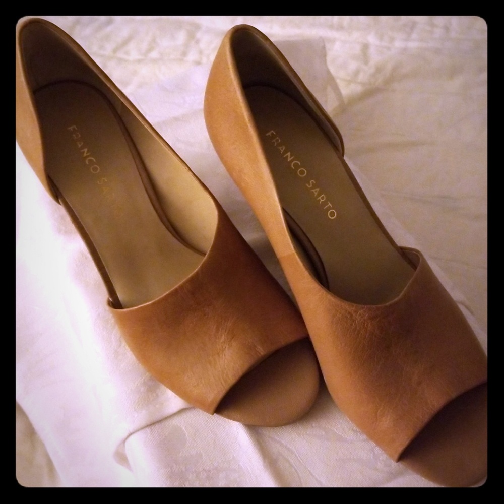Franco Sarto "L. Tyra# stacked heels